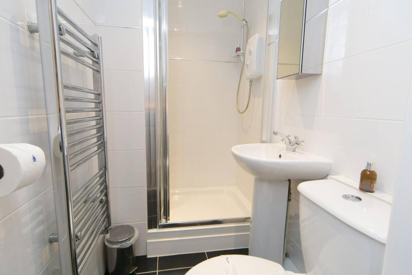 Pass The Keys Hafan Stylish 2 Bedroom Sea View Apartment Pwllheli Eksteriør bilde