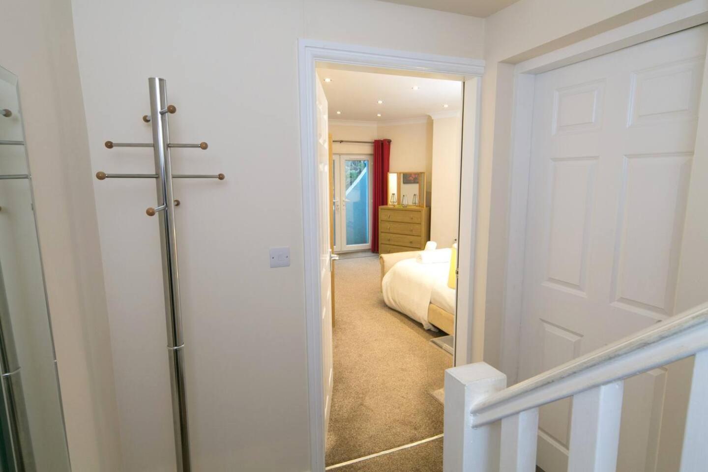 Pass The Keys Hafan Stylish 2 Bedroom Sea View Apartment Pwllheli Eksteriør bilde