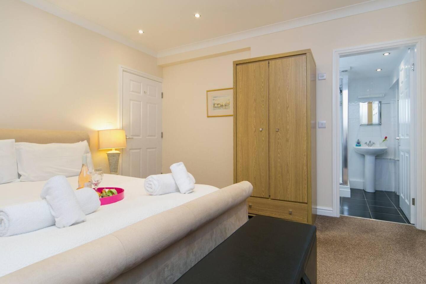 Pass The Keys Hafan Stylish 2 Bedroom Sea View Apartment Pwllheli Eksteriør bilde